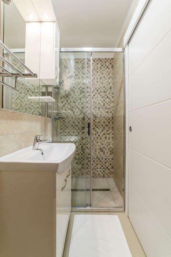 Studio Apartment Nikol Split Exterior foto