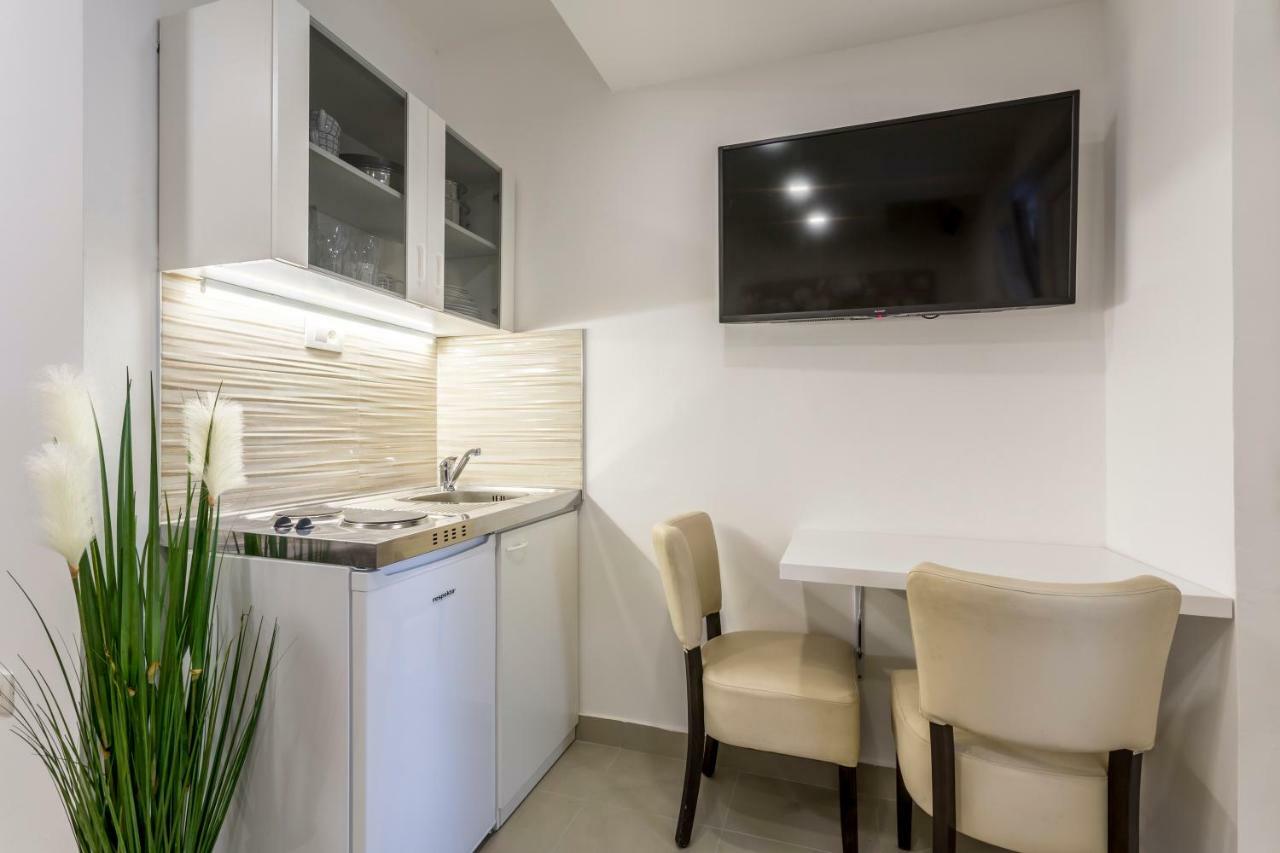 Studio Apartment Nikol Split Exterior foto